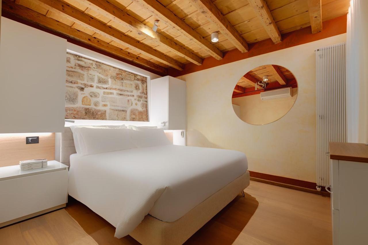 1881 Luxury Suites Verona Exterior foto